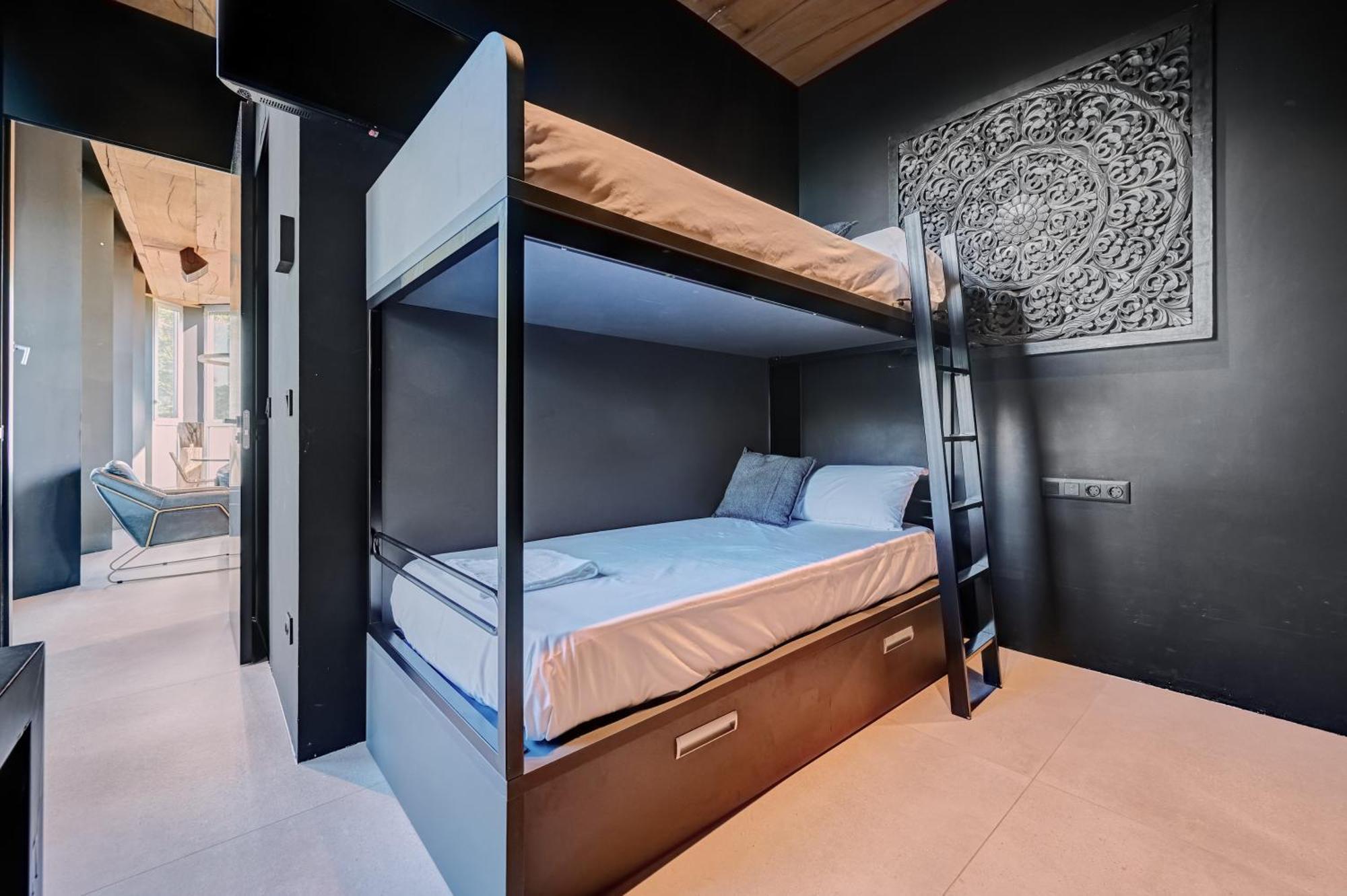 Apartamento Plural By Clabao ปัมโปลนา ภายนอก รูปภาพ