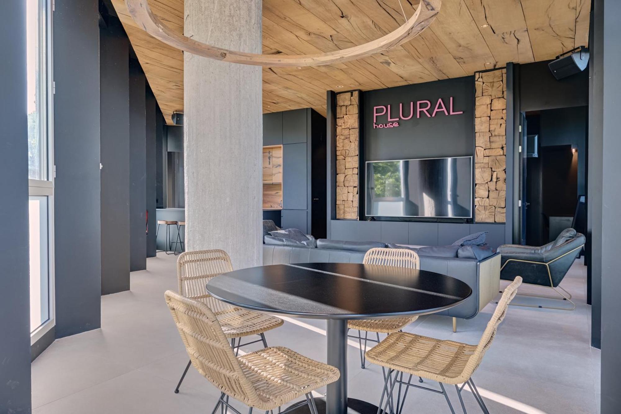 Apartamento Plural By Clabao ปัมโปลนา ภายนอก รูปภาพ