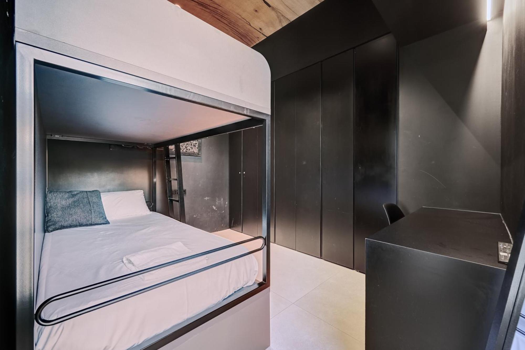 Apartamento Plural By Clabao ปัมโปลนา ภายนอก รูปภาพ